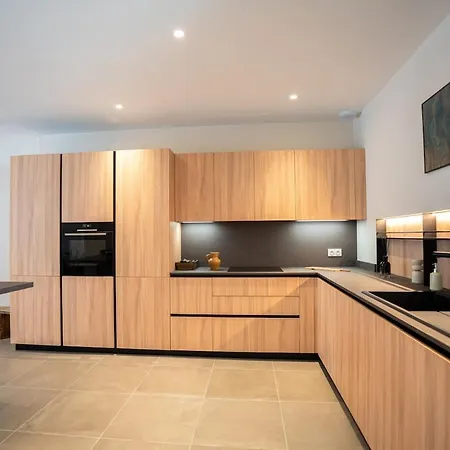 L'escale Caennaise House For 8 People Villa Caen