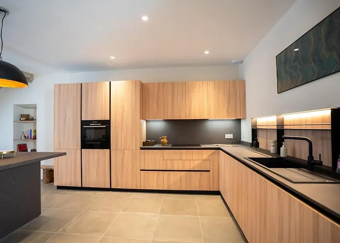 L'escale Caennaise House For 8 People Villa Caen