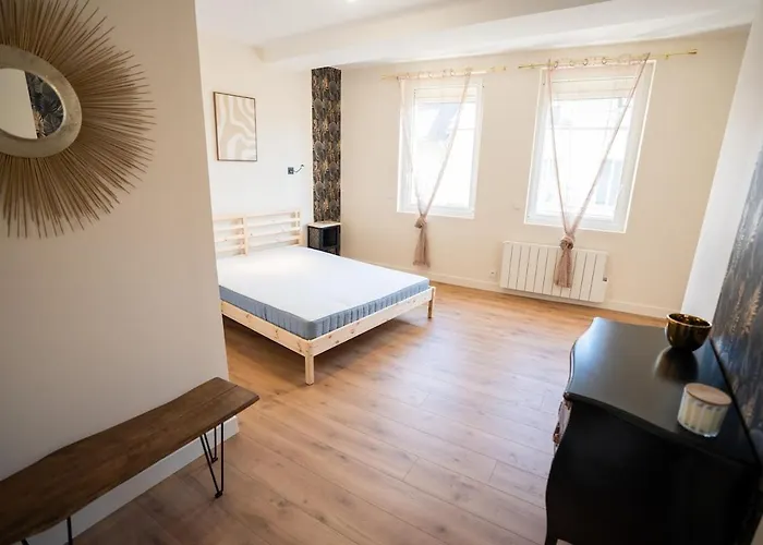 Villa L'escale Caennaise House For 8 People Caen