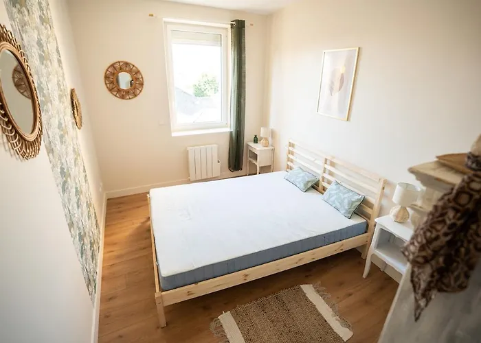 L'escale Caennaise House For 8 People * Caen