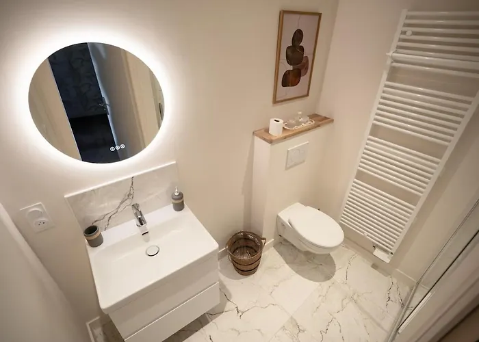 L'escale Caennaise House For 8 People Villa Caen